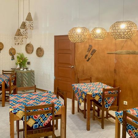 Sao Pedro Guesthouse 상투메 외부 사진