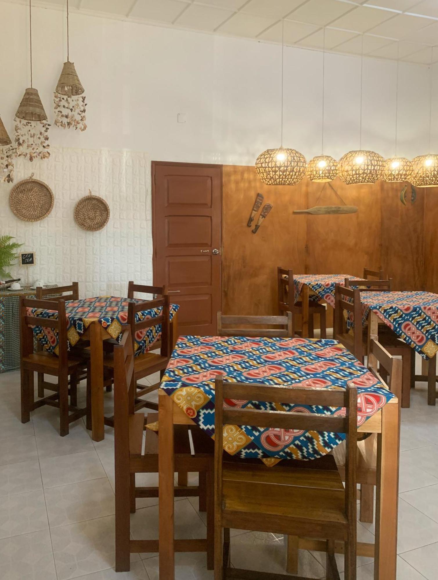 Sao Pedro Guesthouse 상투메 외부 사진