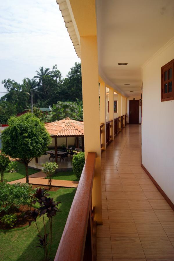 Sao Pedro Guesthouse 상투메 외부 사진